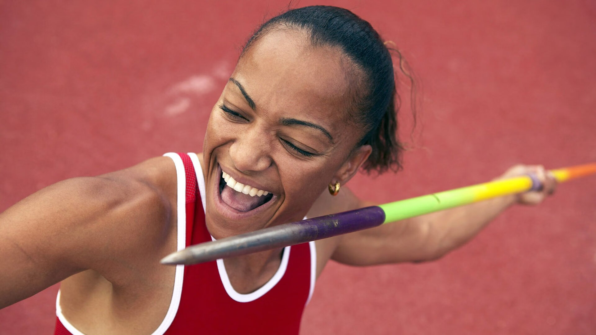 德国男子排球队在小组赛中表现出色,晋级八强,德国排球运动员